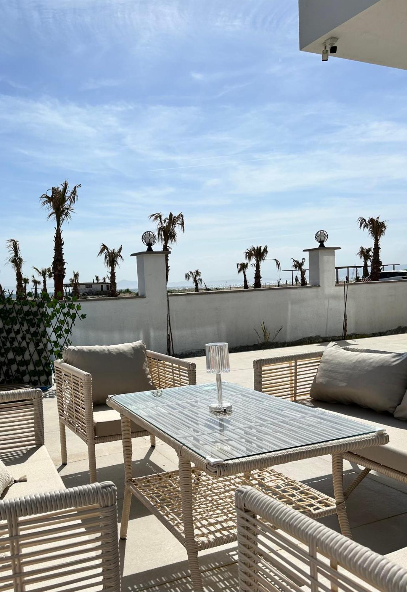 Soho Ayvalik Beach House Hotel Kucukkoy  Bagian luar foto